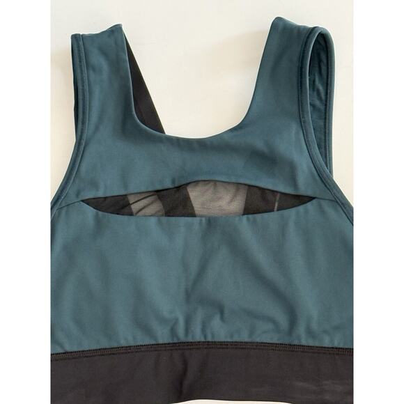 Lululemon RUN THE DAY Sports Bra With Peek-A-Boo Mesh Submarine Green/Black Sz 4 - Picture 3 of 12